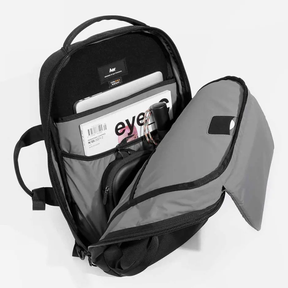 Briefcases | Backpacks^AER / Fright Pack 3