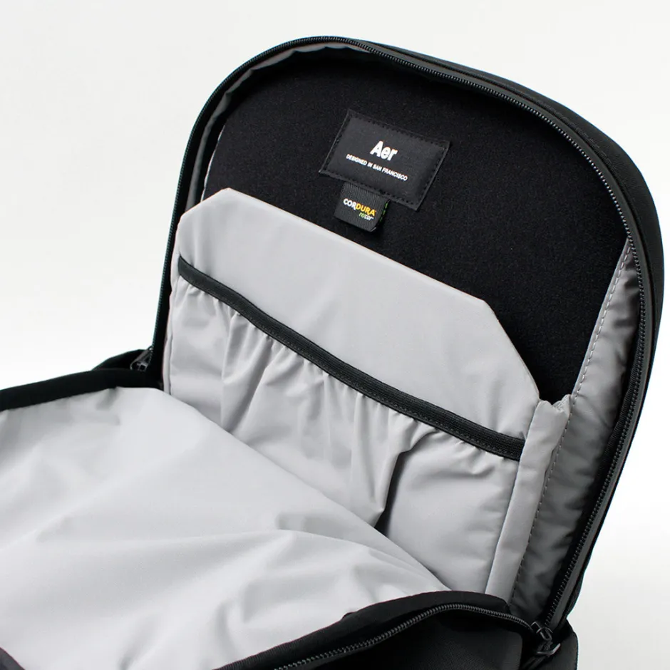 Briefcases | Backpacks^AER / Pro Pack 20L