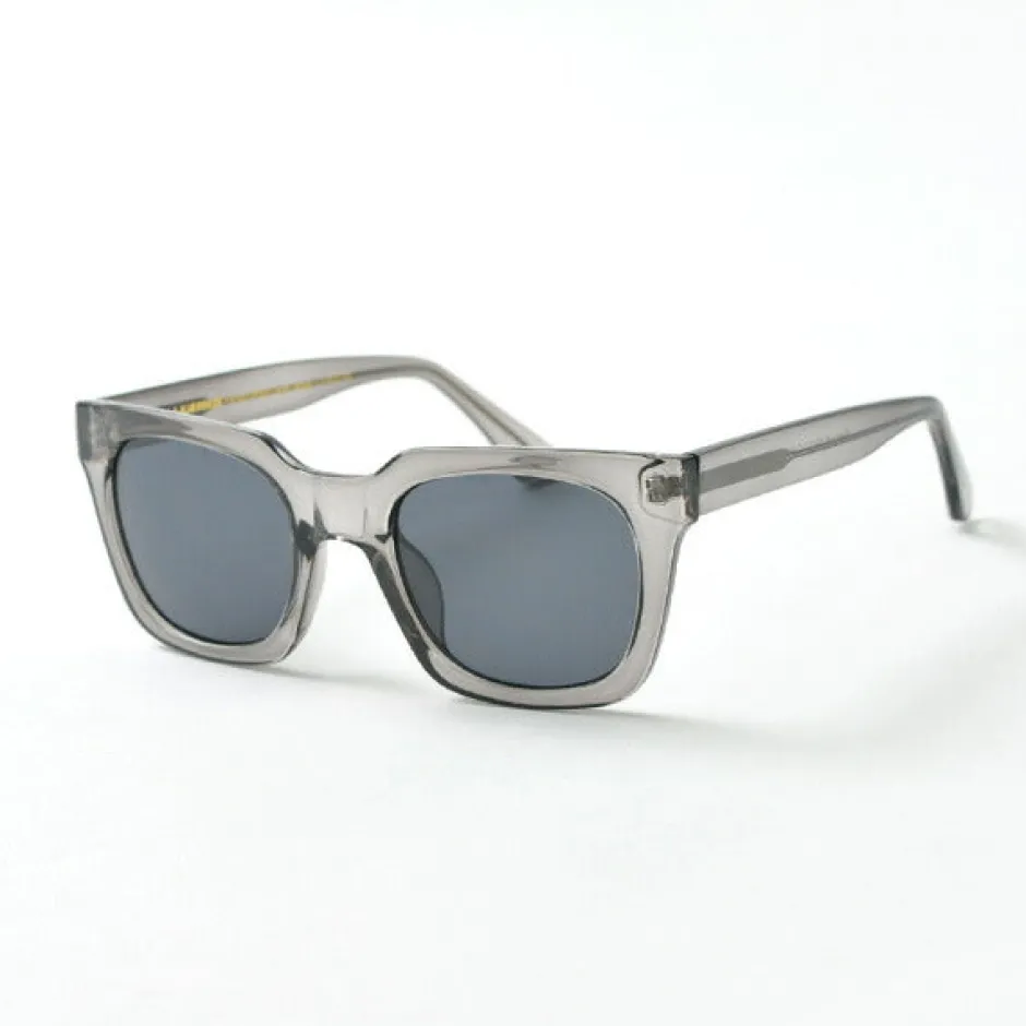 Other Goods^A.KJAERBEDE / NANCY wide frame sunglasses
