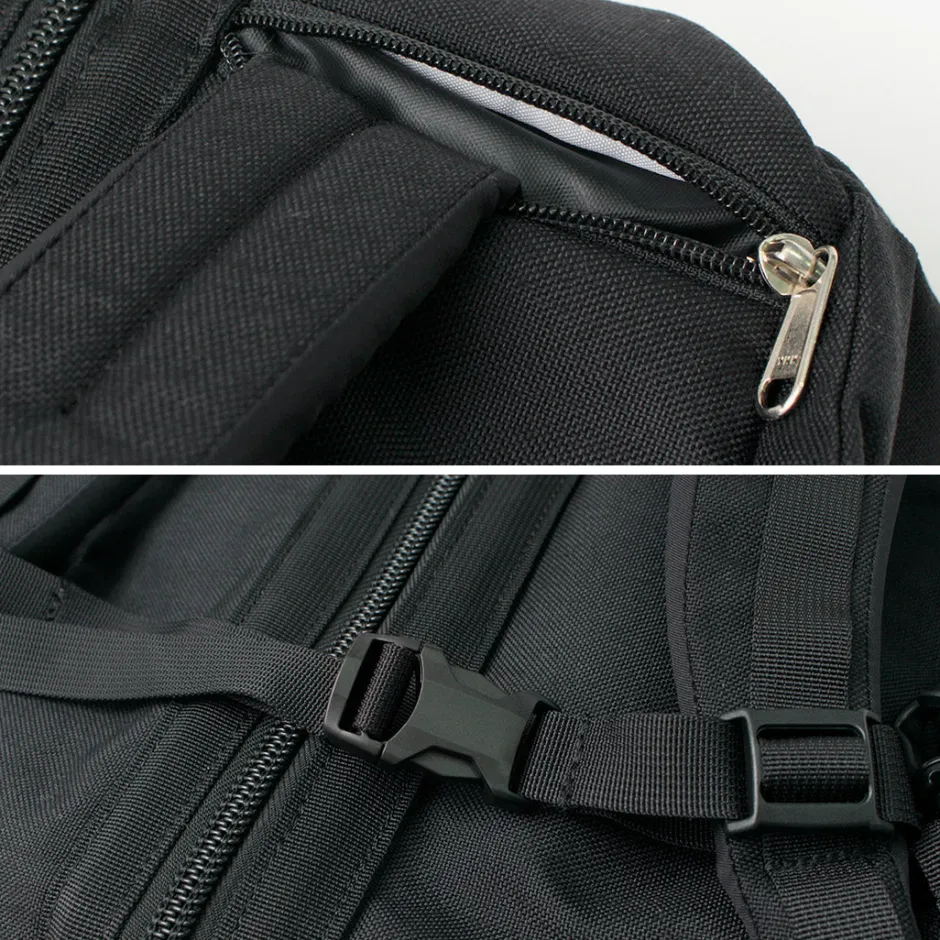 Backpacks^BACH / Doctor Duffel 30L