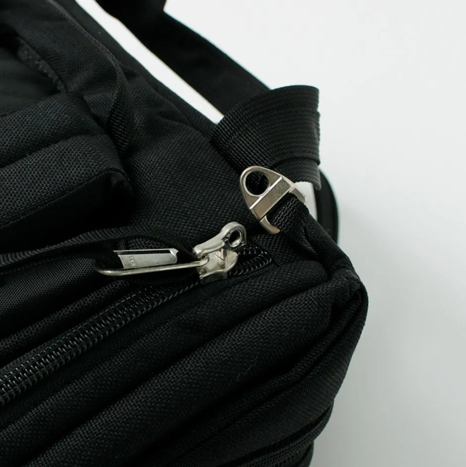 Backpacks^BACH / Doctor Trackman 25