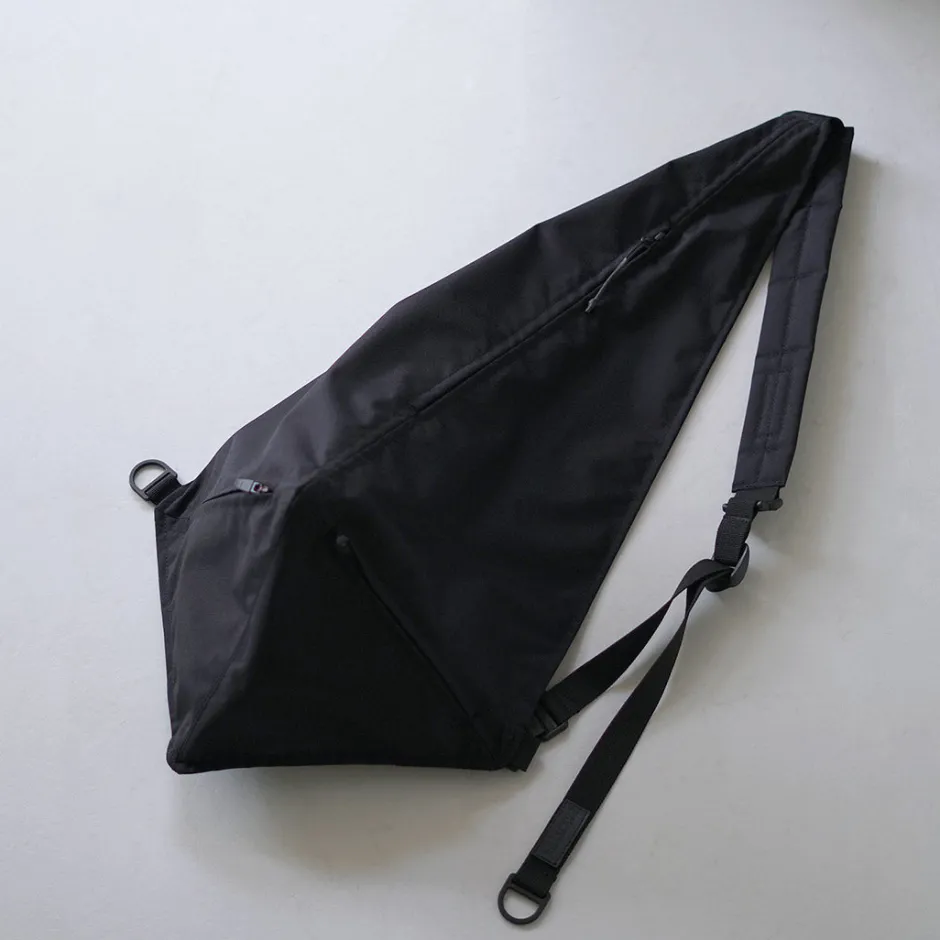 Shoulder Bags^BAICYCLON BY BAGJACK / BCL-73 Triangle One Strap Bag black
