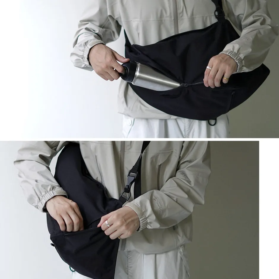 Shoulder Bags^BAICYCLON BY BAGJACK / BCL-73 Triangle One Strap Bag black
