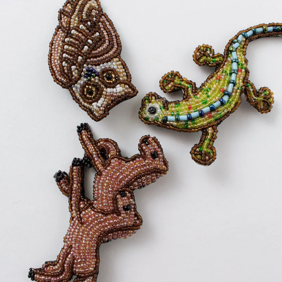 Other Goods^BEADED ACCESSORIES / Beaded pin badge L