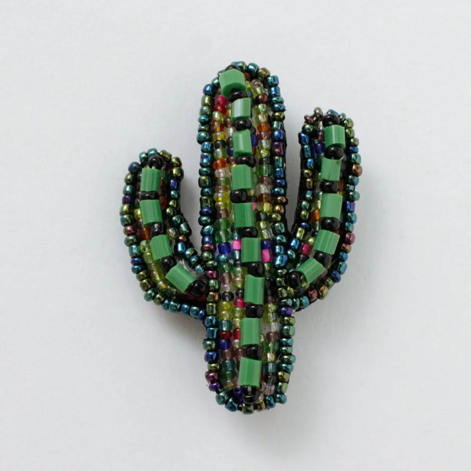 Other Goods^BEADED ACCESSORIES / Beaded pin badge M
