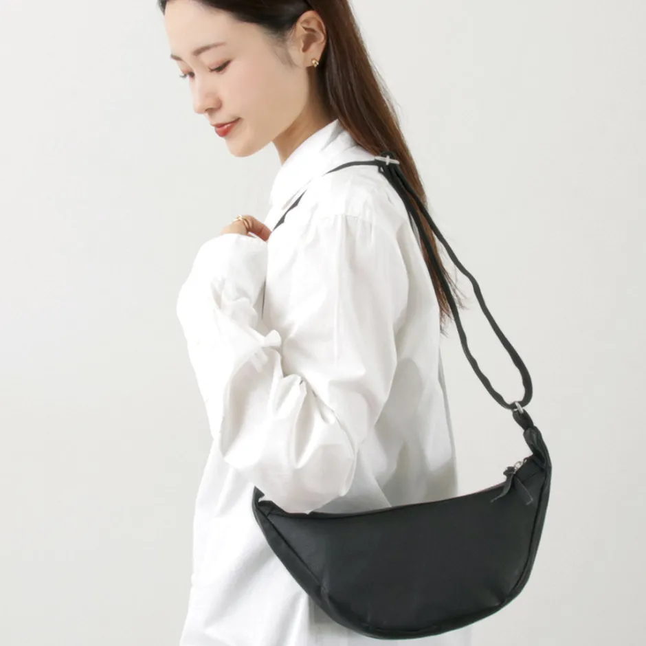 Shoulder Bags^CREED / Leather Shoulder Bag black