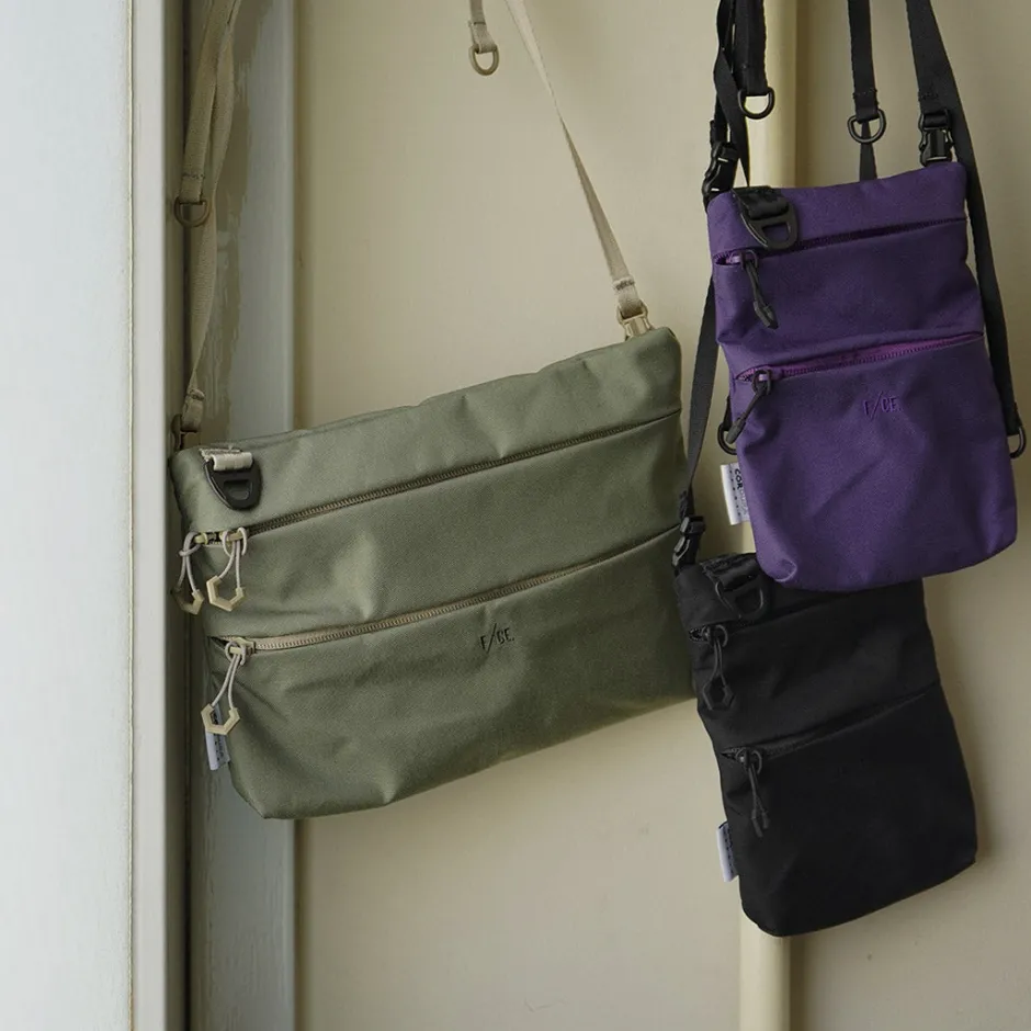 Shoulder Bags^F/CE. F/CE. / Cordura Fire Resistant Vertical Saccoche
