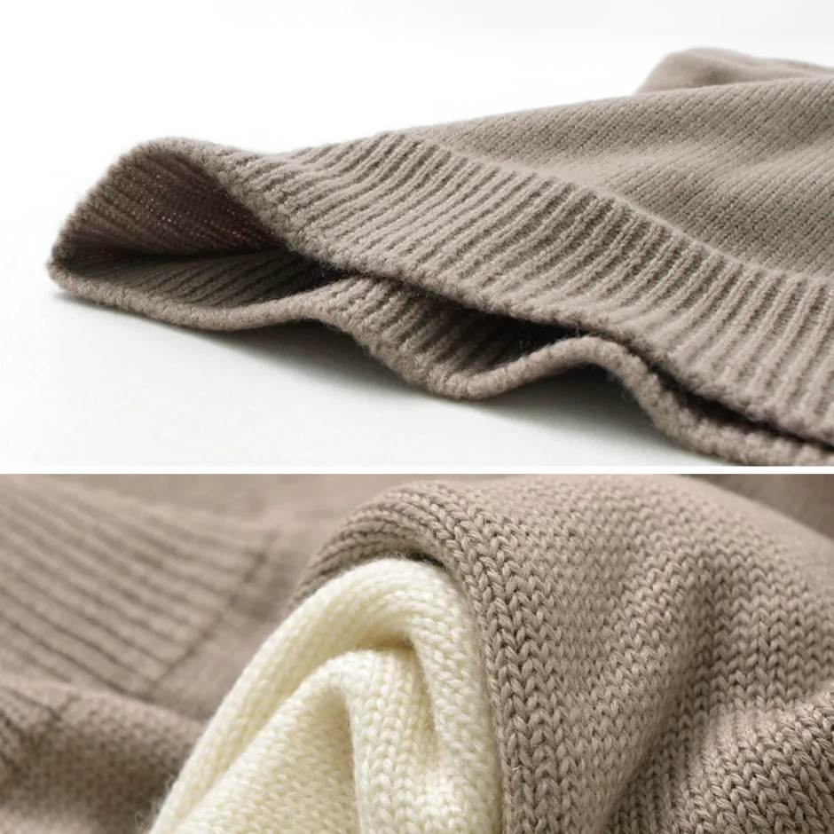 Knits^SOGLIA / Weaners Seamless Merino Wool Crew Neck Sweater