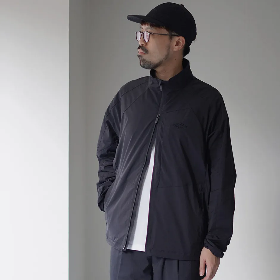 Jackets^WHITE MOUNTAINEERING / x Umbro Blouson